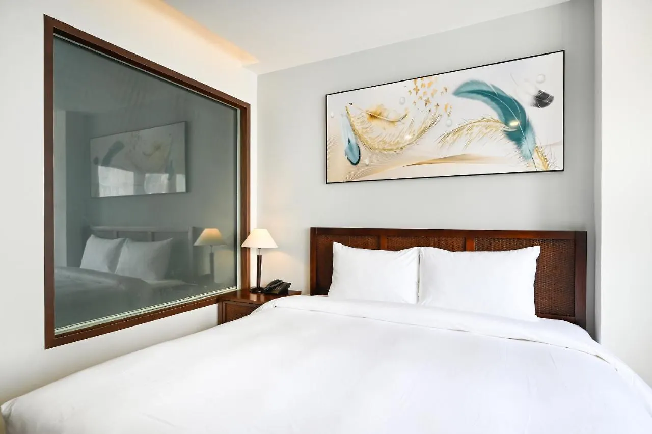 Pearl Central Hotel- Near Nguyen Hue Street Ho Chi Minh City Vietnam
